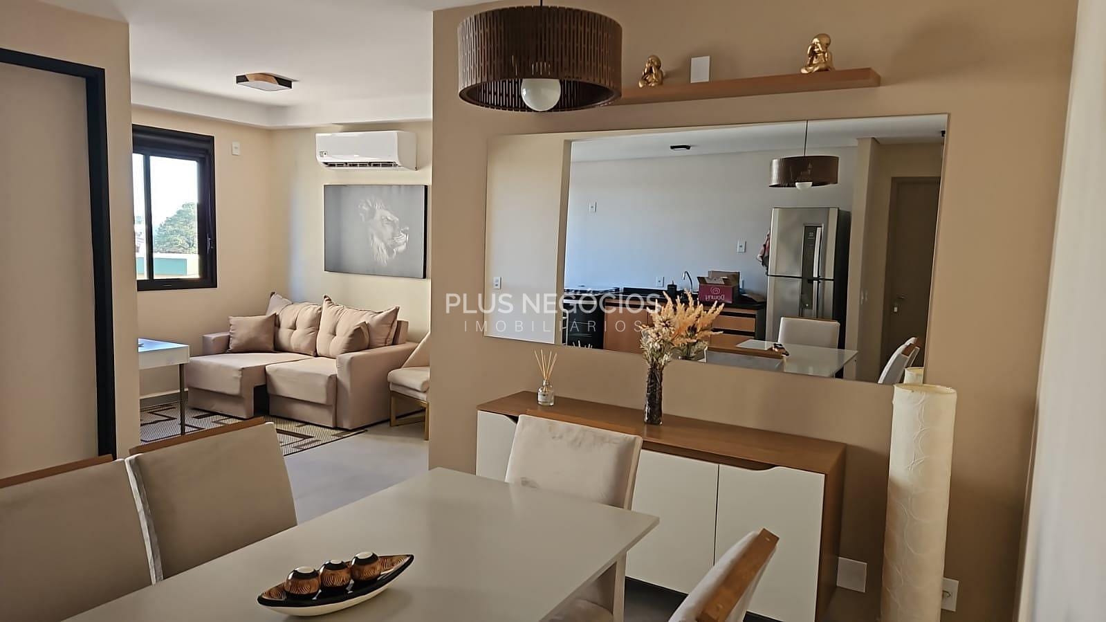 Apartamento à venda com 2 quartos, 70m² - Foto 1