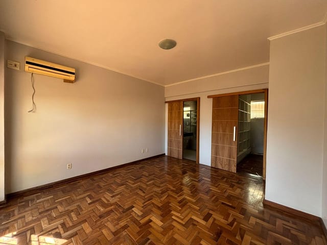 Apartamento 3 quartos e 3 banheiros, à venda, no bairro Centro em Pelotas