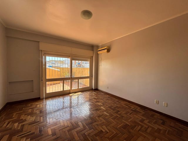Apartamento 3 quartos e 3 banheiros, à venda, no bairro Centro em Pelotas