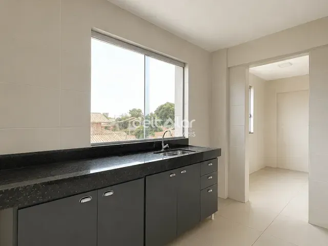 Apartamento com 76m² 3 quartos e 1 banheiro, para alugar, no bairro Candelária em Belo Horizonte