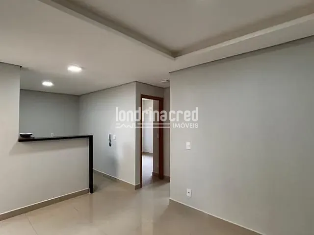 Apartamento com 71m² 2 quartos e 1 banheiro, à venda, no bairro SPAZIO LA TRAVIATA em Londrina