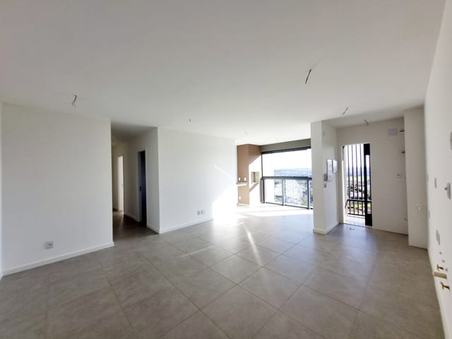 Apartamento com 163m² 3 quartos e 2 banheiros, à venda, no bairro Terra Bonita em Londrina