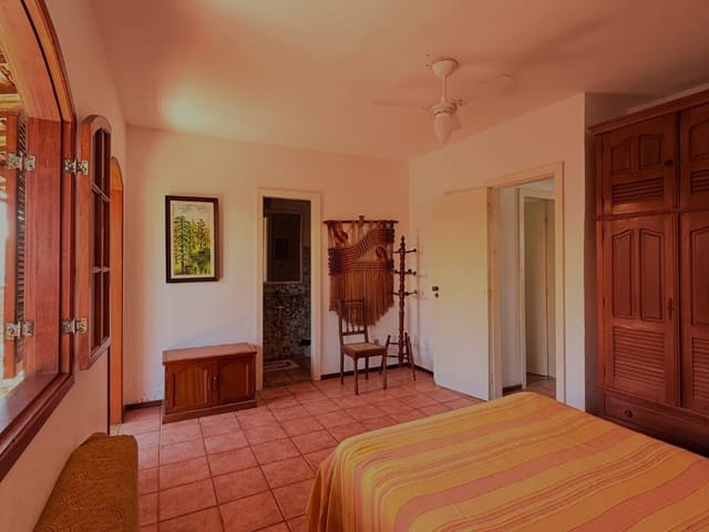 Apartamento 4 quartos e 3 banheiros, à venda, no bairro Peró em Cabo Frio