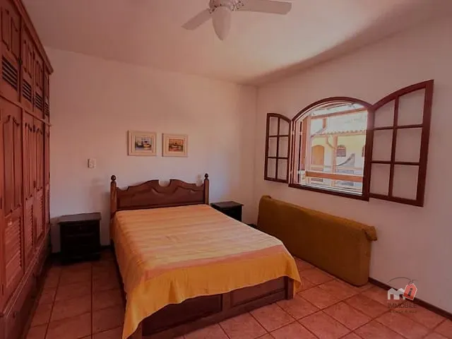 Apartamento 4 quartos e 3 banheiros, à venda, no bairro Peró em Cabo Frio