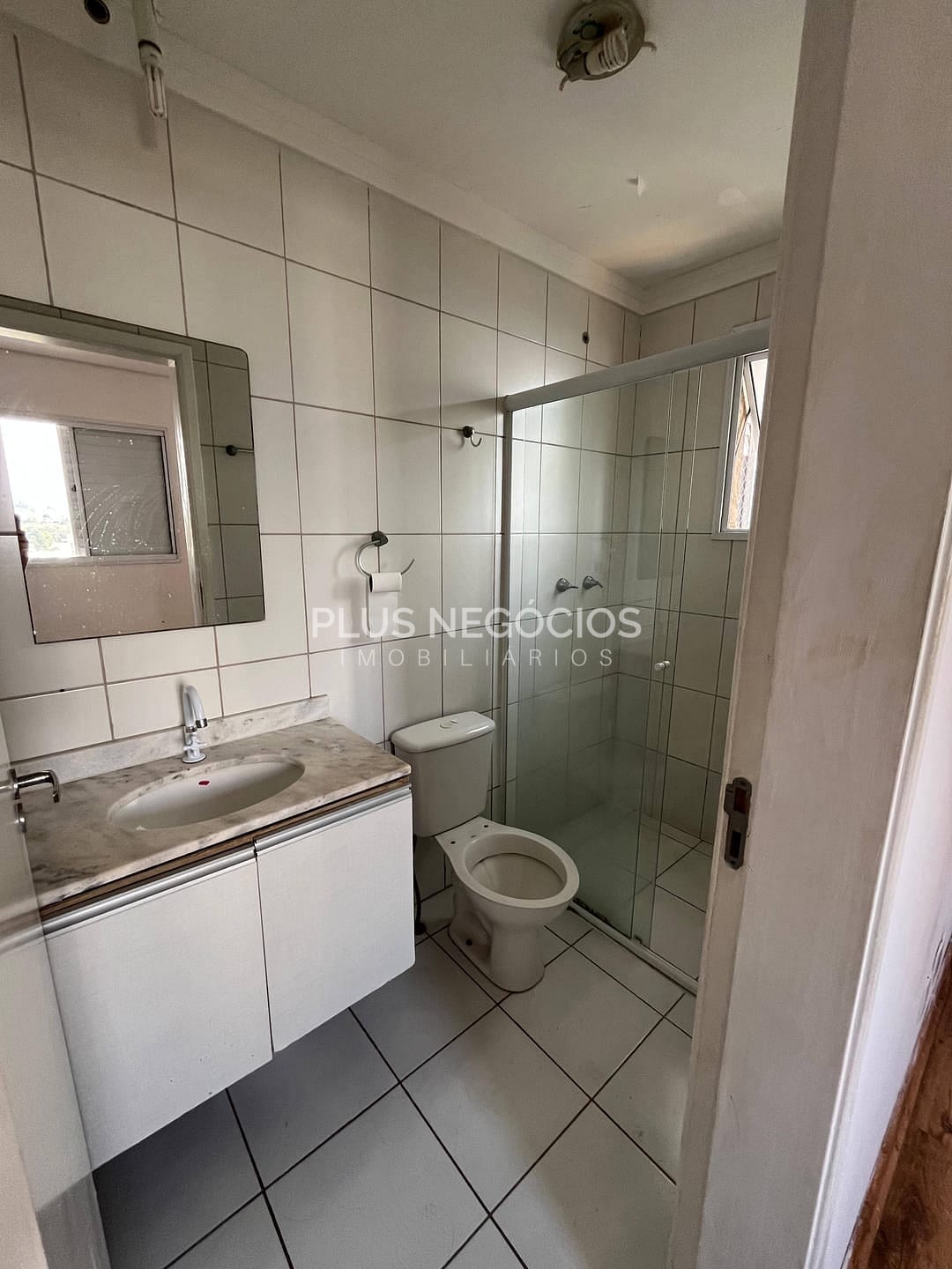 Apartamento à venda e aluguel com 3 quartos, 76m² - Foto 4