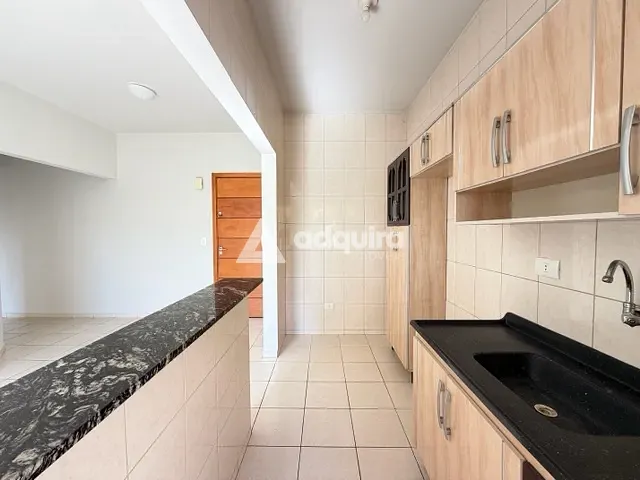 Apartamento 2 quartos e 1 banheiro, à venda ou para alugar, no bairro Jardim Carvalho em Ponta Grossa