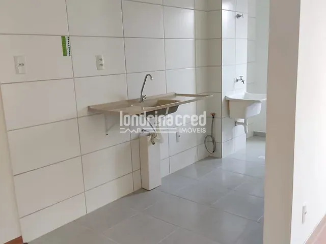 Apartamento 2 quartos e 1 banheiro, à venda, no bairro Condomínio Flor de Lótus em Londrina