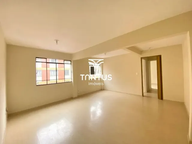 Apartamento 2 quartos e 1 banheiro, para alugar, no bairro Boa Vista em Curitiba