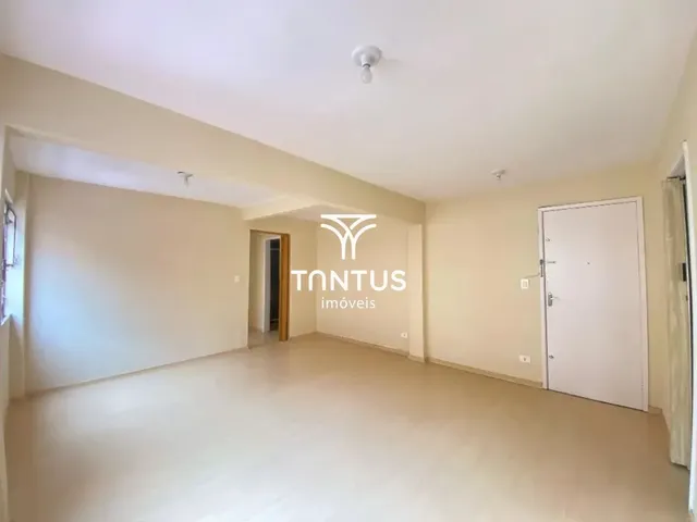 Apartamento 2 quartos e 1 banheiro, para alugar, no bairro Boa Vista em Curitiba