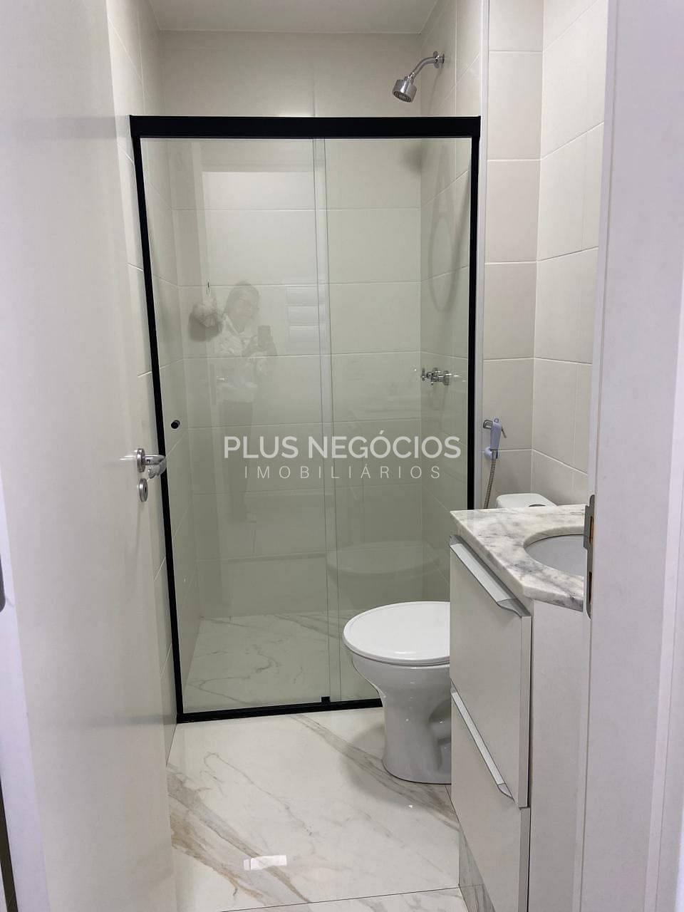 Apartamento à venda e aluguel com 2 quartos, 55m² - Foto 20