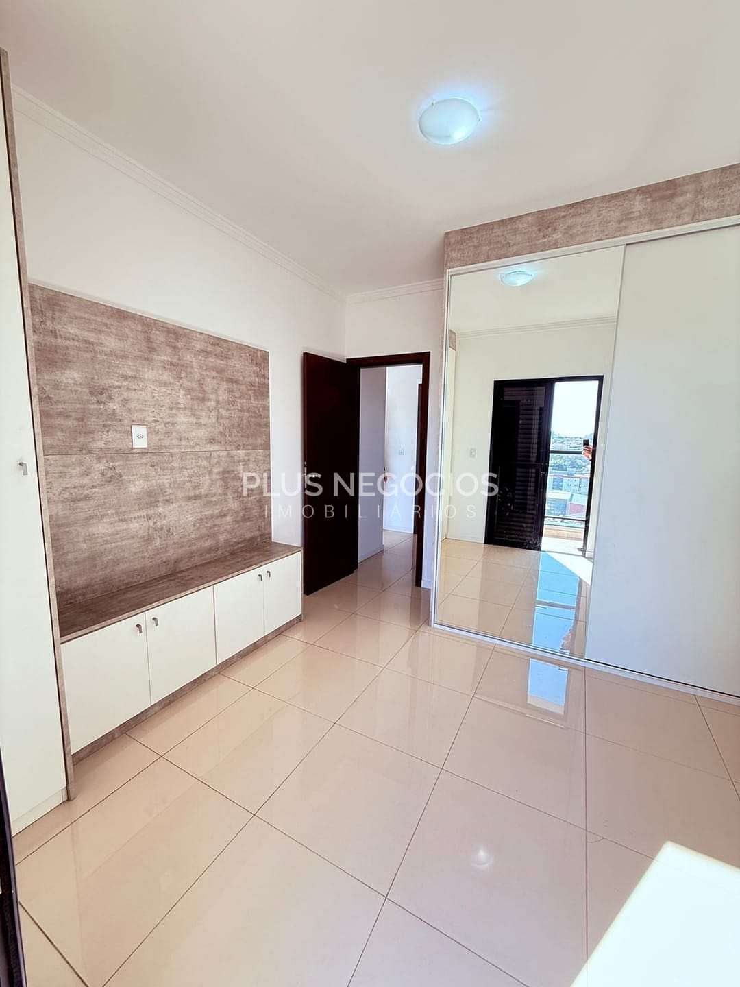 Apartamento à venda com 2 quartos, 65m² - Foto 17