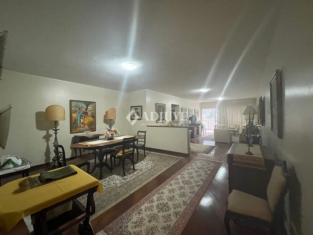 Apartamento à venda com 3 quartos, 183m² - Foto 1