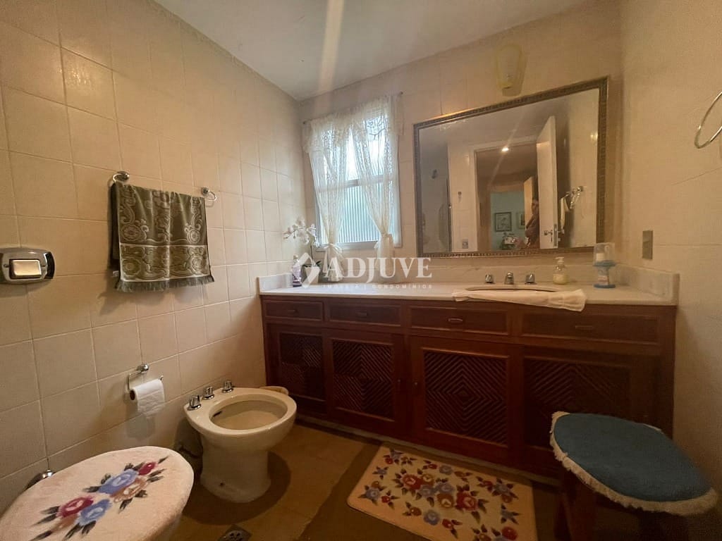Apartamento à venda com 3 quartos, 183m² - Foto 27