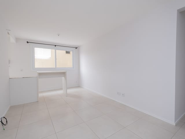 Apartamento 2 quartos e 1 banheiro, à venda ou para alugar, no bairro Centro em Pelotas