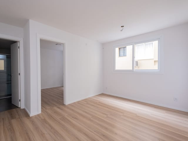 Apartamento 1 quarto e 1 banheiro, à venda ou para alugar, no bairro Centro em Pelotas