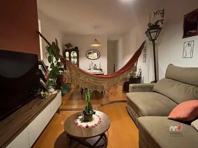Apartamento 2 quartos e 1 banheiro, à venda, no bairro Bingen em Petrópolis