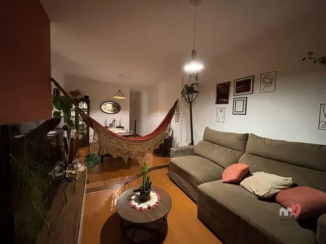 Apartamento 2 quartos e 1 banheiro, à venda, no bairro Bingen em Petrópolis