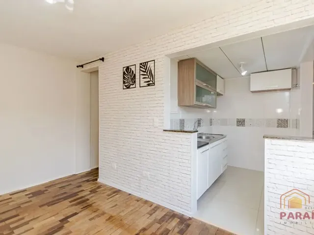 Apartamento 2 quartos e 1 banheiro, para alugar, no bairro Barreirinha em Curitiba