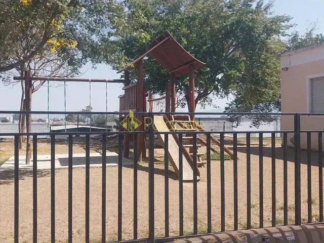 Apartamento 2 quartos e 1 banheiro, à venda, no bairro Parque Senhor do Bonfim em Taubaté