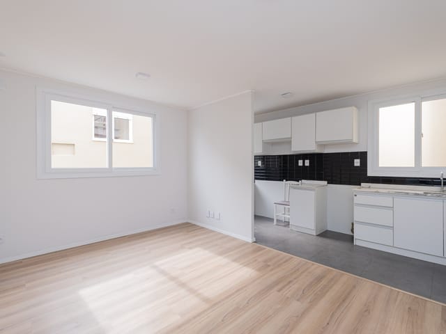 Apartamento 1 quarto e 1 banheiro, à venda ou para alugar, no bairro Centro em Pelotas