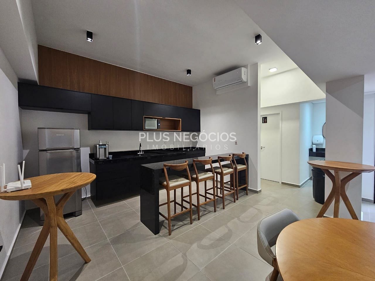 Apartamento para alugar com 2 quartos, 56m² - Foto 13