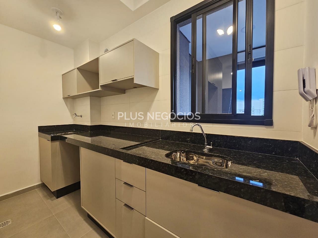 Apartamento para alugar com 2 quartos, 56m² - Foto 4
