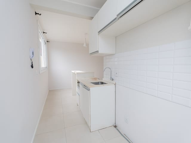 Apartamento 2 quartos e 1 banheiro, à venda ou para alugar, no bairro Centro em Pelotas
