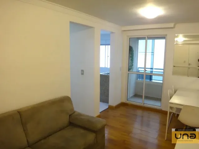 Apartamento 2 quartos e 2 banheiros, para alugar, no bairro CRISTO REI em Curitiba