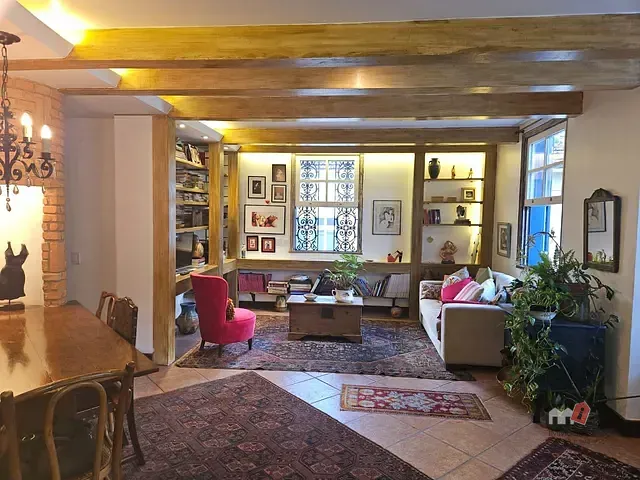 Apartamento à venda, no bairro Centro em Petrópolis