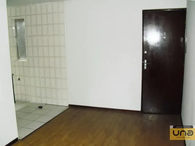 Apartamento 1 quarto e 1 banheiro, para alugar, no bairro CENTRO em Curitiba