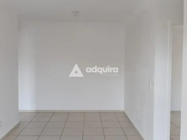Apartamento 2 quartos e 1 banheiro, para alugar, no bairro Uvaranas em Ponta Grossa
