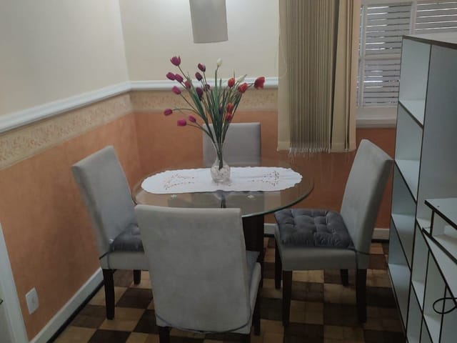 Apartamento 1 quarto e 1 banheiro, para alugar, no bairro Quitandinha em Petrópolis