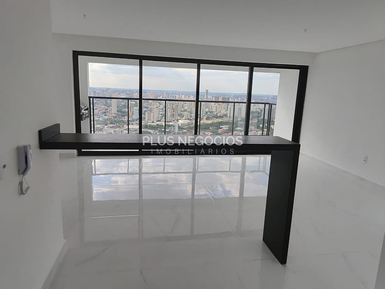 Apartamento à venda com 3 quartos, 109m² - Foto 2