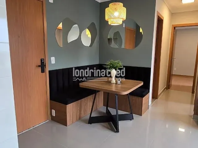 Apartamento 2 quartos e 1 banheiro, à venda, no bairro Condomínio Laguna Málaga em Londrina
