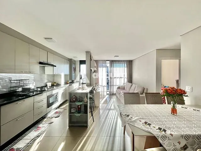 Apartamento com 167m² 3 quartos e 2 banheiros, à venda, no bairro Olarias em Ponta Grossa