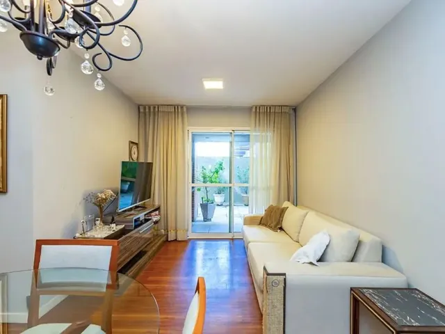 Apartamento 2 quartos e 2 banheiros, à venda, no bairro Rebouças em Curitiba