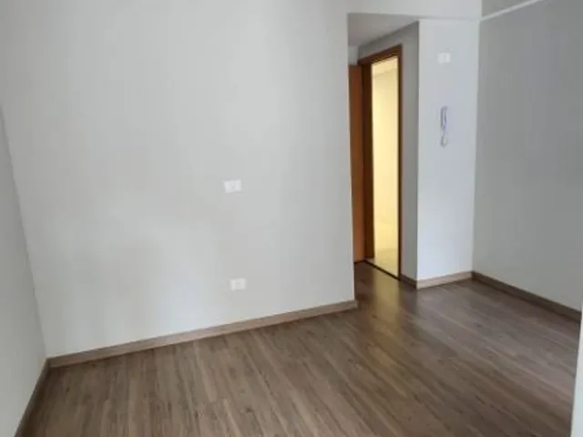 Apartamento 1 quarto e 1 banheiro, à venda, no bairro Campo Comprido em Curitiba