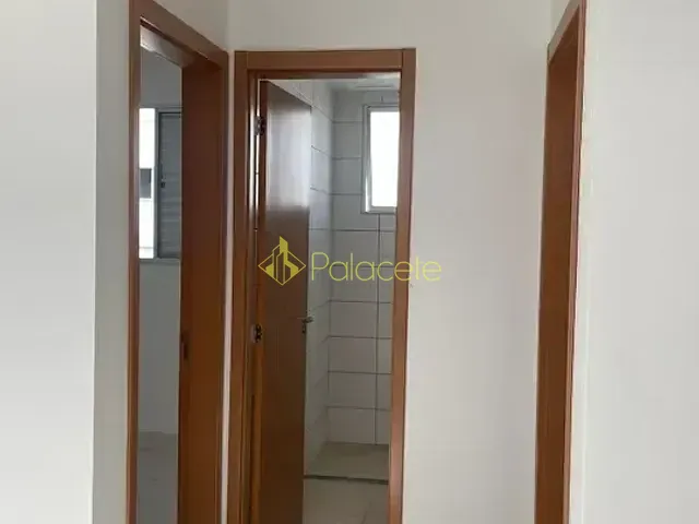 Apartamento 2 quartos e 1 banheiro, à venda, no bairro Jardim Gurilândia em Taubaté