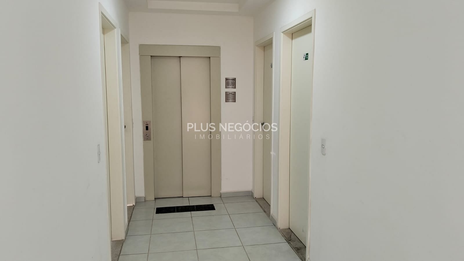 Apartamento à venda com 2 quartos, 41m² - Foto 25