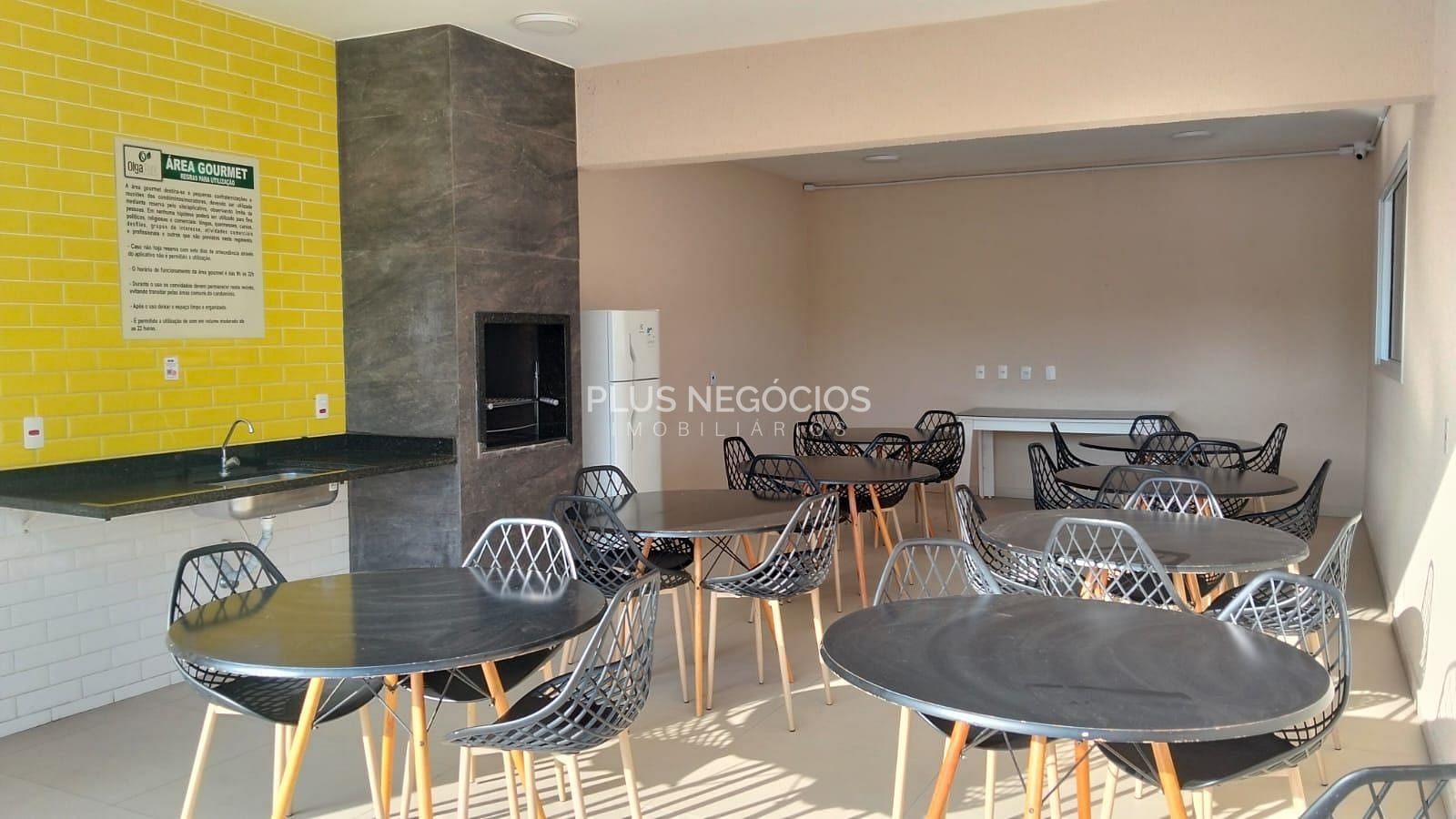 Apartamento à venda com 2 quartos, 41m² - Foto 16