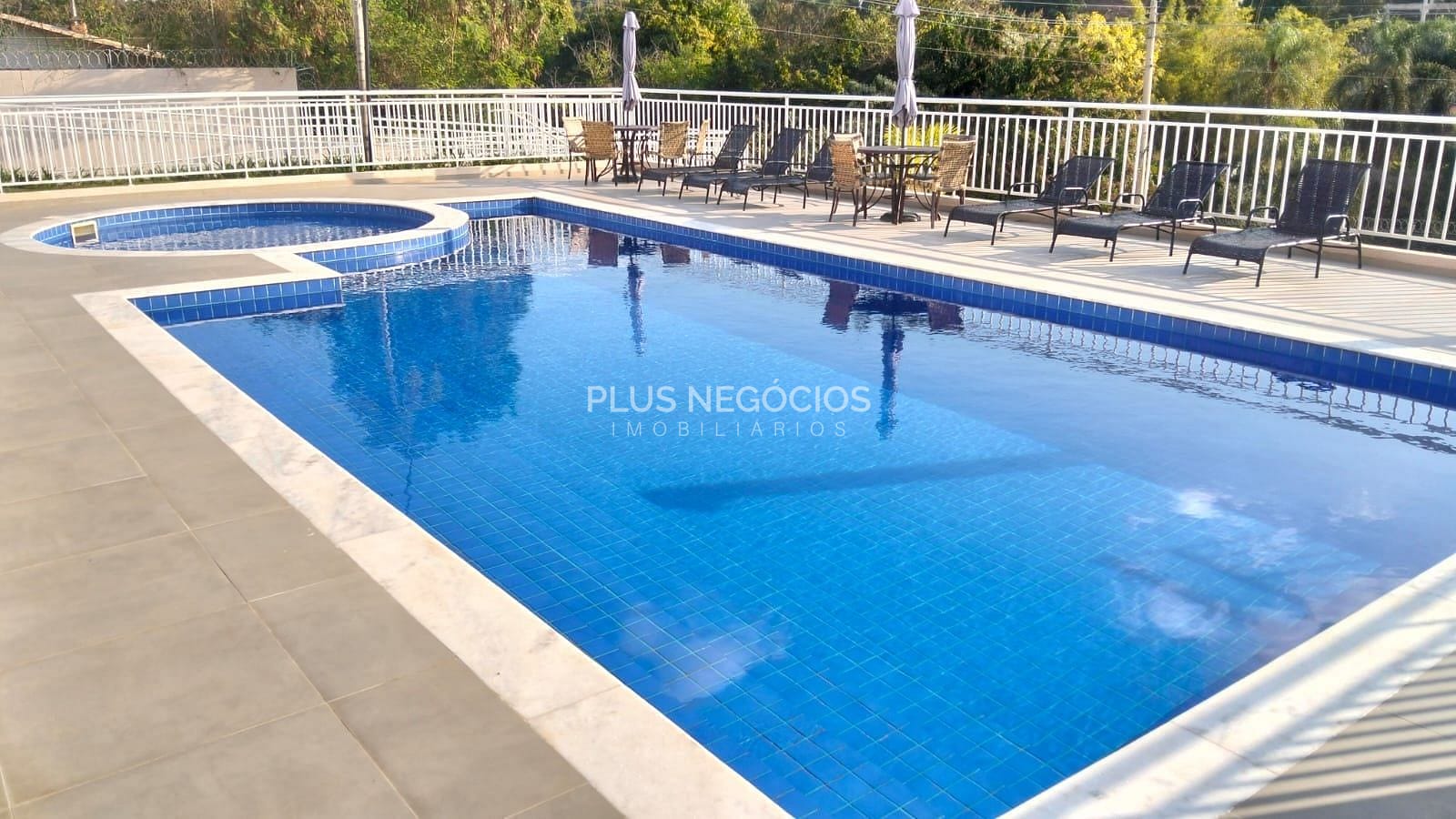 Apartamento à venda com 2 quartos, 41m² - Foto 21