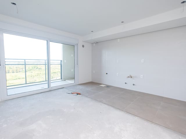 Apartamento 2 quartos e 2 banheiros, à venda, no bairro Areal em Pelotas
