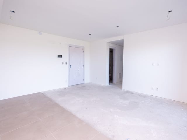 Apartamento 2 quartos e 2 banheiros, à venda, no bairro Areal em Pelotas