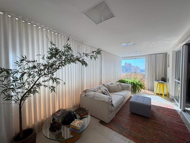 Apartamento 3 quartos e 4 banheiros, à venda, no bairro Gleba Fazenda Palhano em Londrina