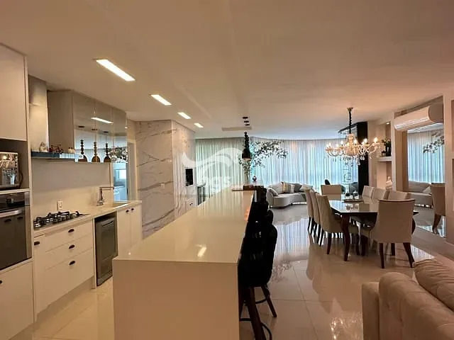 Apartamento com 290m² 3 quartos e 5 banheiros, à venda, no bairro Praia Brava de Itajaí em Avenida José Medeiros Vieira
