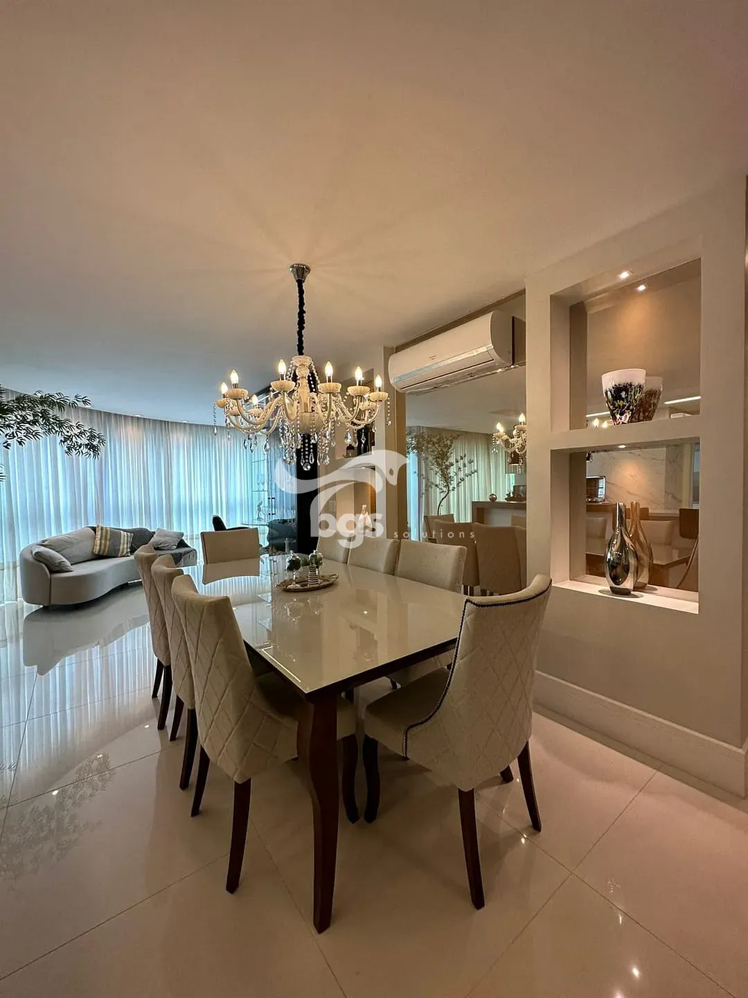 Apartamento, 3 quartos, 200 m² - Foto 2