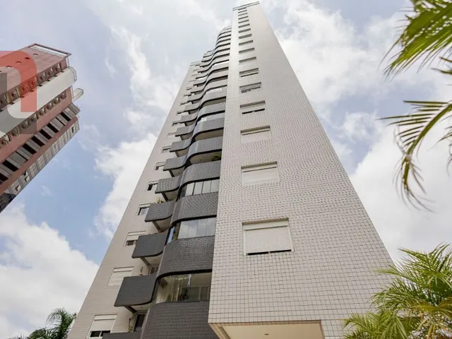 Apartamento 1 quarto e 1 banheiro, à venda, no bairro Batel em Curitiba
