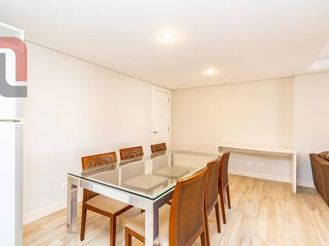 Apartamento 1 quarto e 1 banheiro, à venda, no bairro Batel em Curitiba
