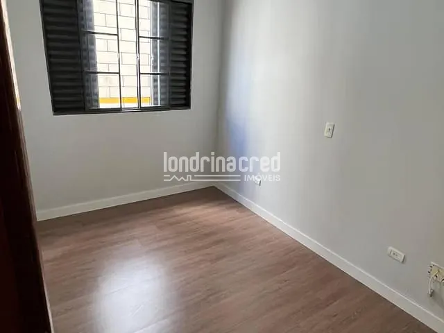 Apartamento 3 quartos e 1 banheiro, à venda, no bairro EDIFICIO VALE DAS ANDORINHAS em Londrina