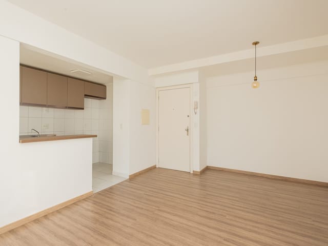 Apartamento com 96m² 3 quartos e 1 banheiro, à venda, no bairro Areal em Pelotas